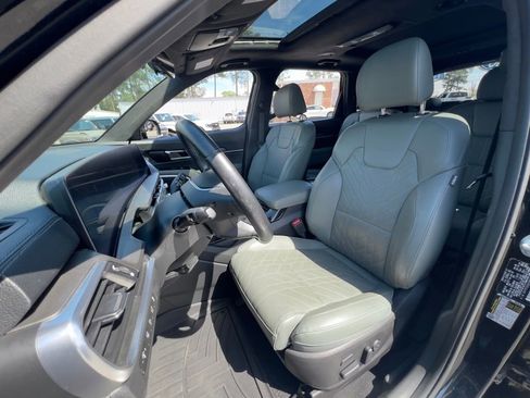 Used 2023 Kia Telluride SX Prestige X-Pro image 16