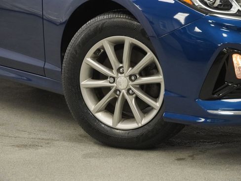 Used 2019 Hyundai Sonata SE image 4