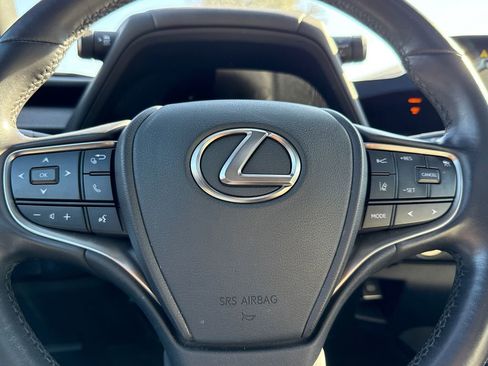 Used 2024 Lexus UX 250h F Sport FWD image 29