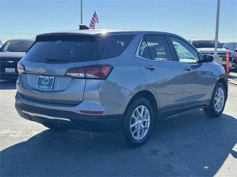 Certified 2023 Chevrolet Equinox LT image 4