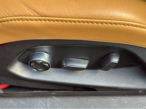 Used 2020 Chevrolet Corvette Stingray Preferred Conv w/ 2LT Preferred Equipment Group image 23