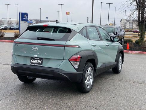 New 2026 Hyundai Kona SE image 7