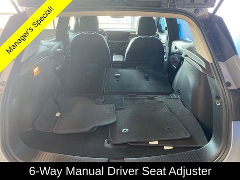 Used 2025 Buick Encore GX Preferred AWD/4WD image 19