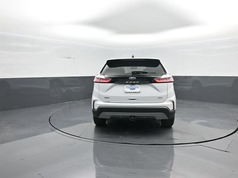 Certified 2024 Ford Edge SEL w/ Convenience Package AWD/4WD image 6