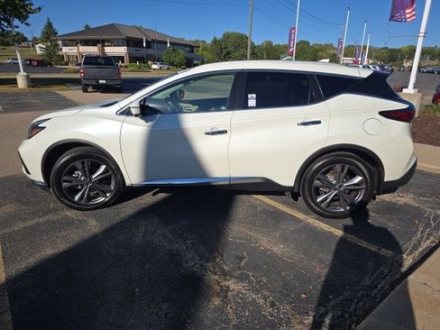 Used 2022 Nissan Murano Platinum w/ Cargo Package image 5