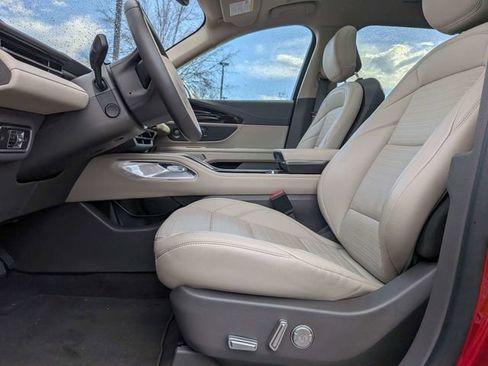 Used 2025 Lincoln Nautilus Reserve AWD/4WD image 19