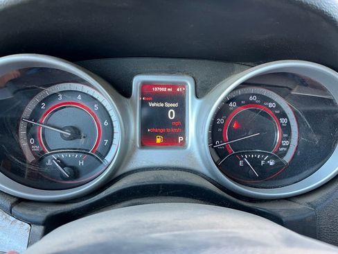 Used 2020 Dodge Journey SE w/ SE Popular Equipment Group image 8