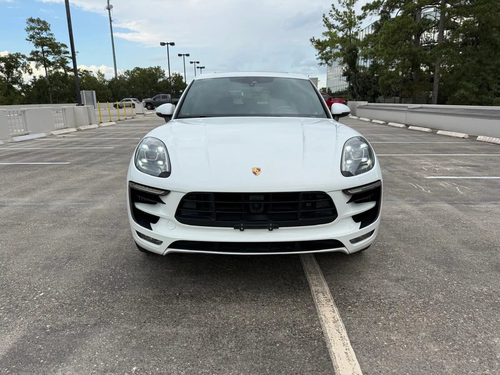 Used 2018 Porsche Macan GTS AWD/4WD image 16