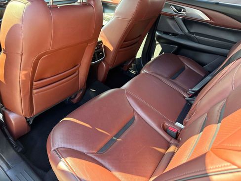 Used 2017 MAZDA CX-9 Signature image 17