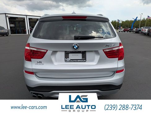 Used 2016 BMW X3 xDrive28i AWD/4WD image 4