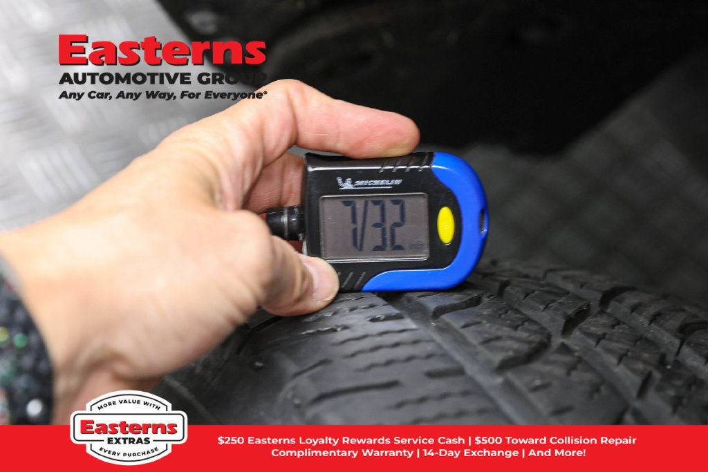 Used 2025 Toyota Tacoma SR RWD image 25