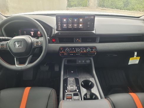 Certified 2026 Honda Passport TrailSport image 10