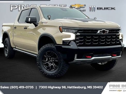 Used 2022 Chevrolet Silverado 1500 ZR2 w/ Technology Package image 1