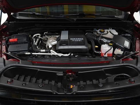 Used 2021 GMC Yukon SLE image 32