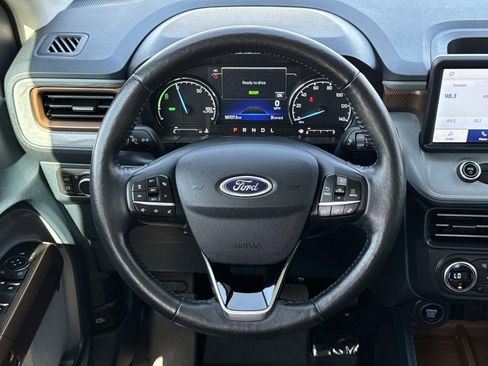 Used 2022 Ford Maverick Lariat w/ Lariat Luxury Package image 9