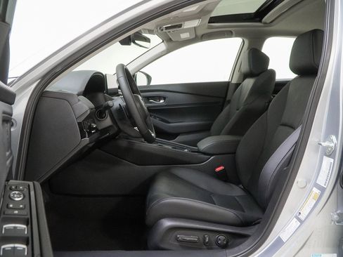 New 2025 Honda Accord Touring image 18