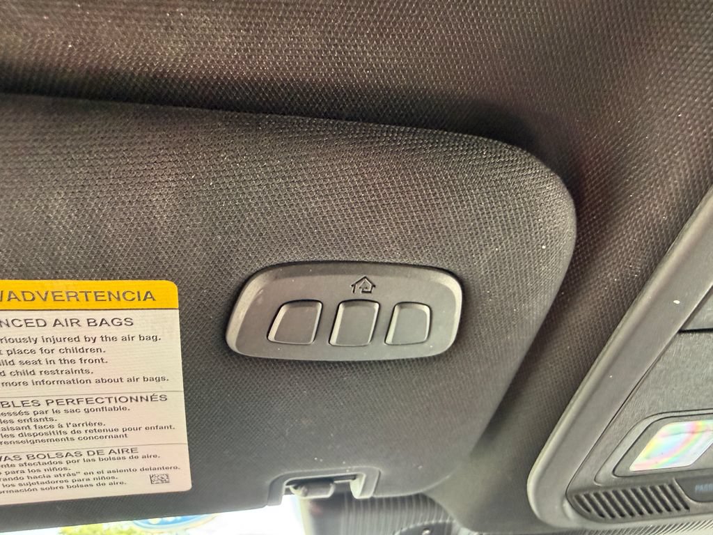 Used 2025 Ford Explorer ST AWD/4WD image 40