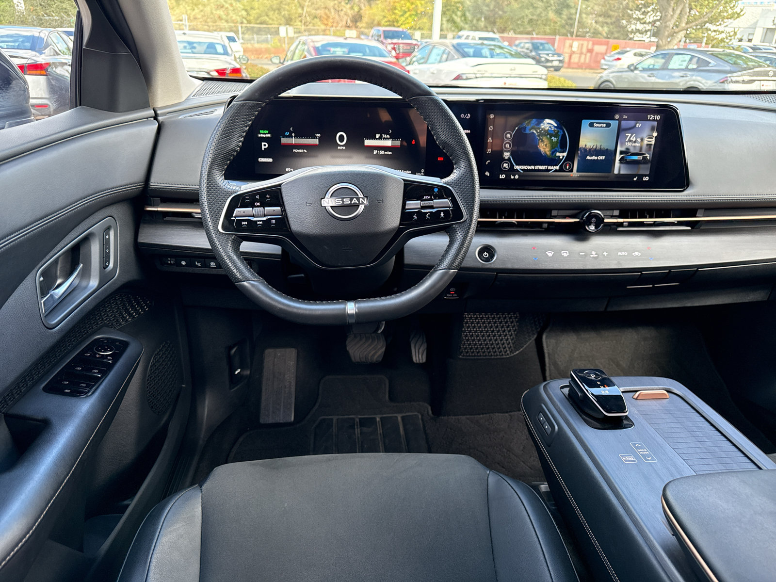 Used 2024 Nissan Ariya FWD image 14