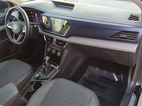 Used 2023 Volkswagen Taos SE image 18