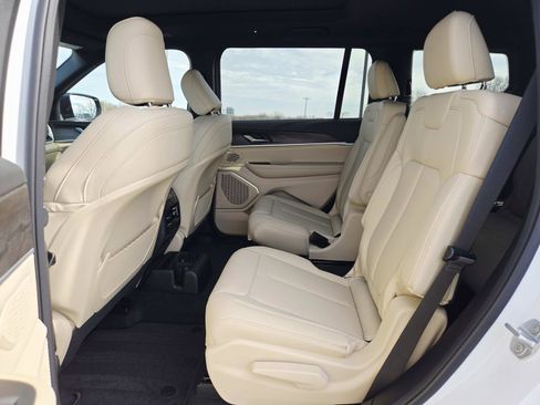 New 2026 Jeep Grand Cherokee L Limited AWD/4WD image 13