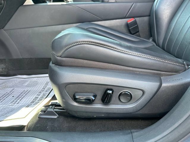Used 2023 Lexus RX 350 F Sport w/ Accessory Package AWD/4WD image 23
