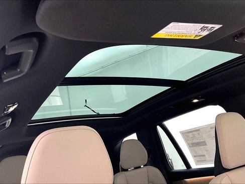 New 2026 Volvo XC90 T8 Plus w/ Protection Package Premier image 31