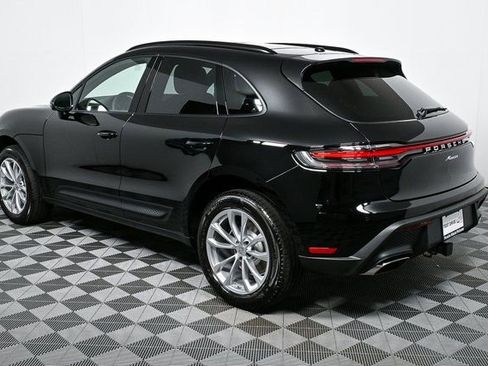 Certified 2026 Porsche Macan image 3