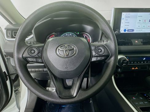Used 2023 Toyota RAV4 XLE w/ Convenience Package image 15