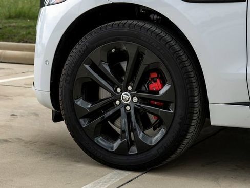 Used 2025 Jaguar F-PACE R-Dynamic S AWD/4WD image 69