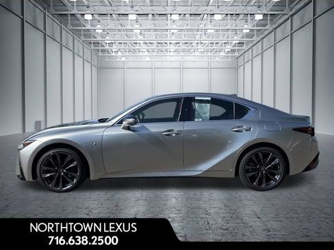 Used 2022 Lexus IS 350 F Sport w/ Memory Package AWD/4WD image 3