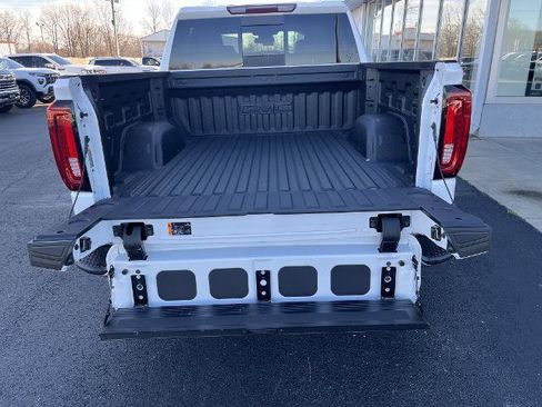 New 2026 GMC Sierra 1500 SLT w/ SLT Premium Plus Package image 7