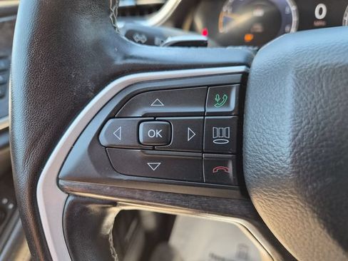 Used 2022 Jeep Grand Cherokee Limited w/ Trailer Tow Prep Group (B) AWD/4WD image 20