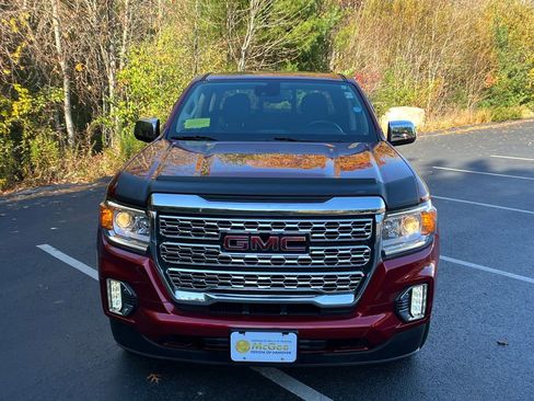 Used 2021 GMC Canyon Denali image 8