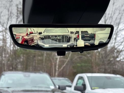 New 2026 GMC Yukon Denali image 19