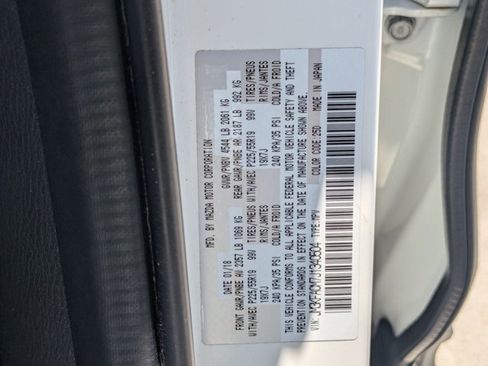 Used 2018 MAZDA CX-5 Touring w/ Preferred Equipment Package FWD image 26