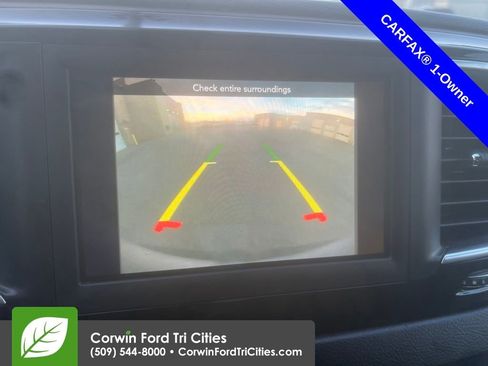 Used 2018 Chrysler Pacifica Touring Plus w/ Tire & Wheel Group image 12