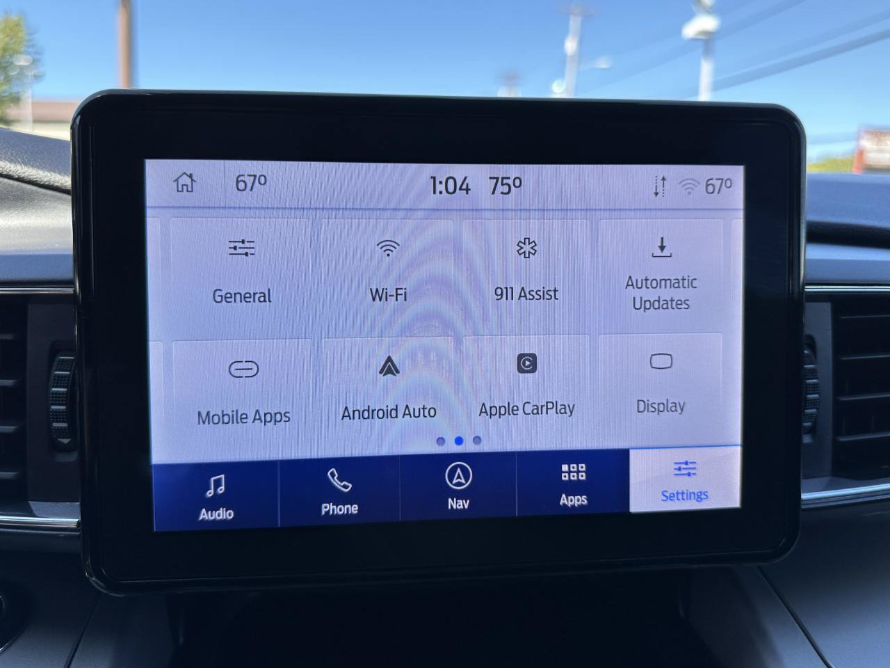 Used 2022 Ford Explorer XLT w/ Equipment Group 202A AWD/4WD image 71