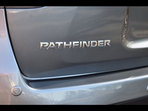 Used 2015 Nissan Pathfinder Platinum AWD/4WD image 53