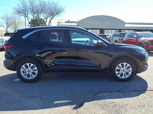 Used 2023 Ford Escape Active w/ Tech Pack #2 image 6