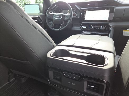 New 2026 GMC Sierra 1500 AT4 w/ AT4 Premium Package AWD/4WD image 26