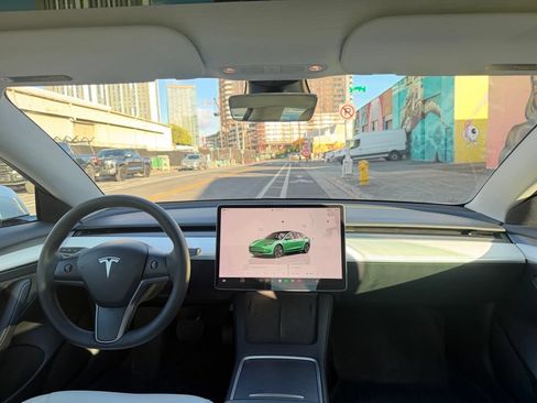 Used 2022 Tesla Model 3 RWD image 18