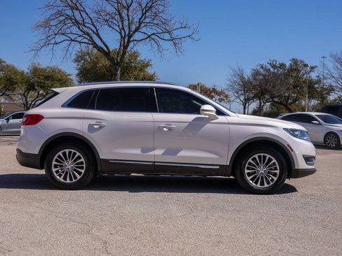 Used 2018 Lincoln MKX Select w/ Select Plus Package image 5
