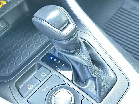 Used 2022 Toyota RAV4 XSE image 21