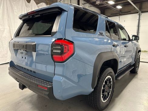 Used 2025 Toyota 4Runner TRD Off-Road AWD/4WD image 7