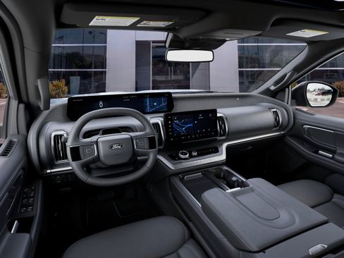 New 2027 Ford Expedition Platinum w/ Stealth Appearance Package RWD image 11