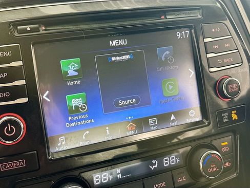 Used 2017 Nissan Maxima 3.5 SV image 16