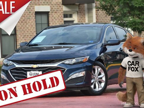 Used 2019 Chevrolet Malibu LT w/ LPO, Convenience Package 2 FWD image 1