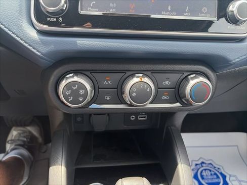 Used 2025 Nissan Versa SV FWD image 23