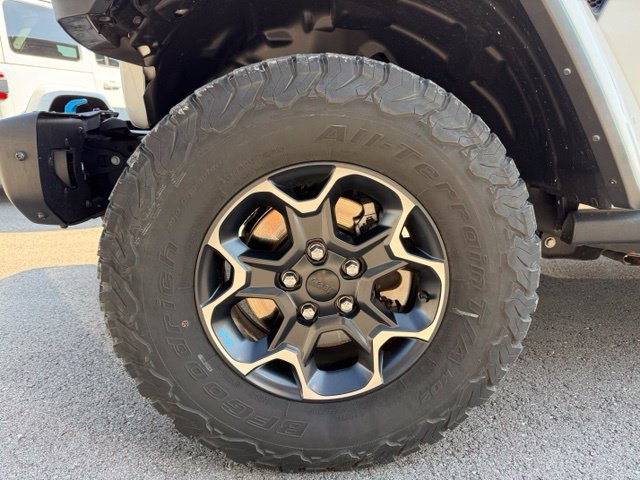 Used 2023 Jeep Wrangler Unlimited Rubicon 4xe w/ Steel Bumper Group AWD/4WD image 19