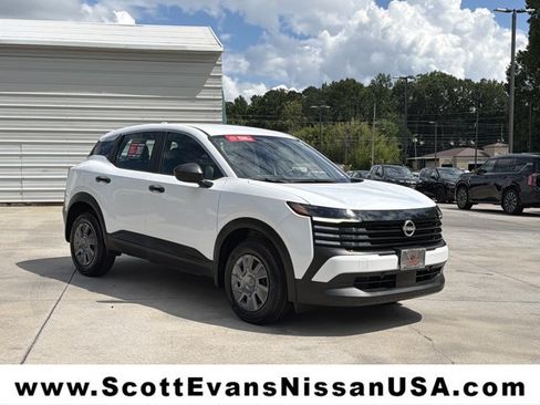 Certified 2025 Nissan Kicks S FWD image 1